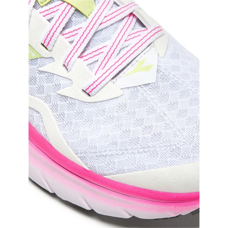 Buty-do-biegania-damskie-DIADORA-EQUIPE-NUCLEO-biało-różowe-4.webp