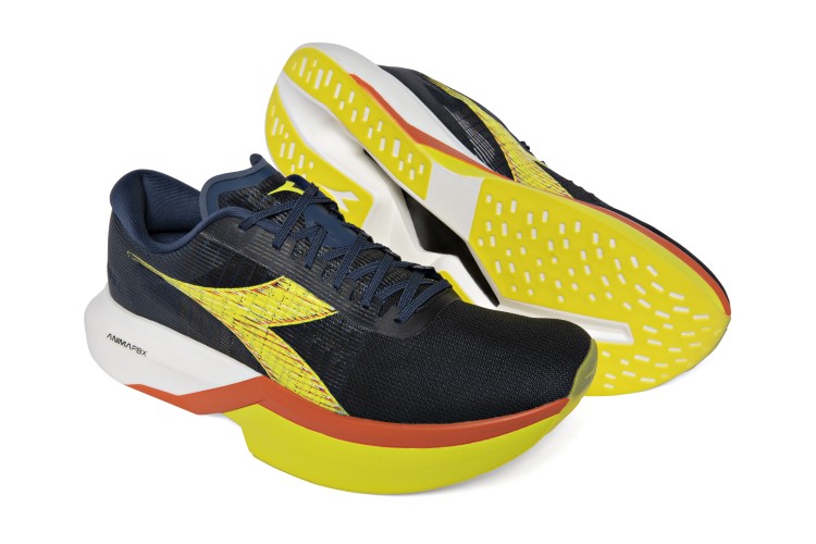 Buty_do_biegania_DIADORA_GARA_CARBON-3-1.jpg